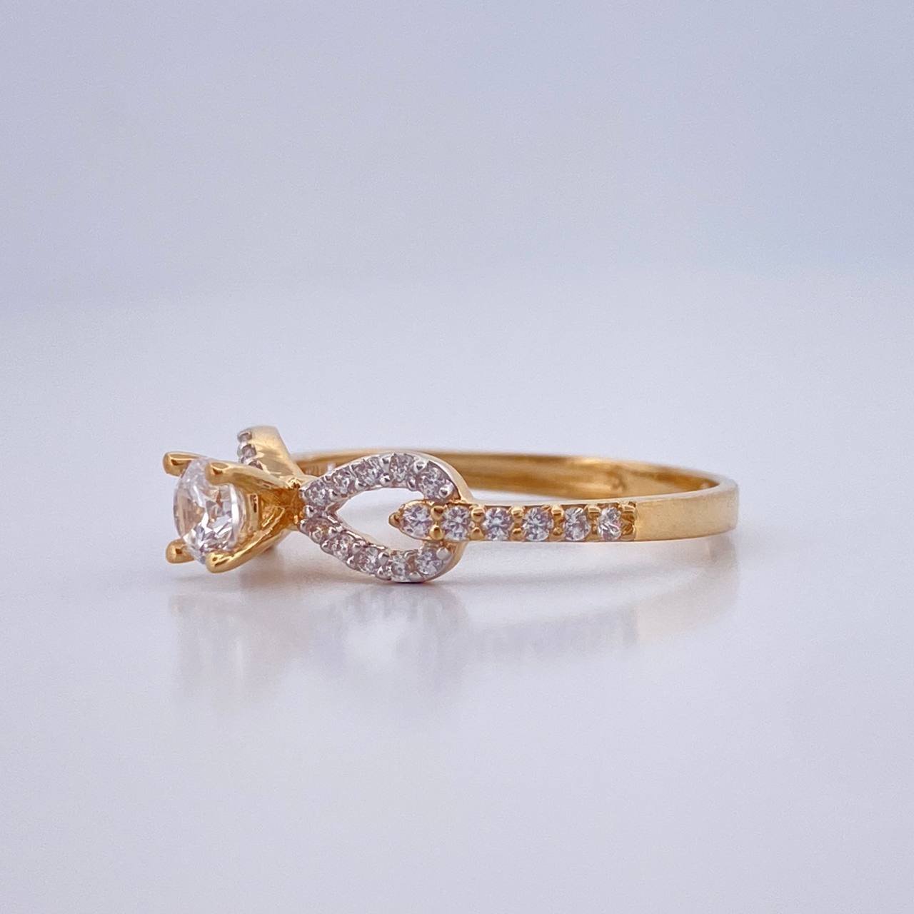 Anillo Moño 1.75gr / T6 1/2 / Dos Oros Amarillo Blanco 18K &