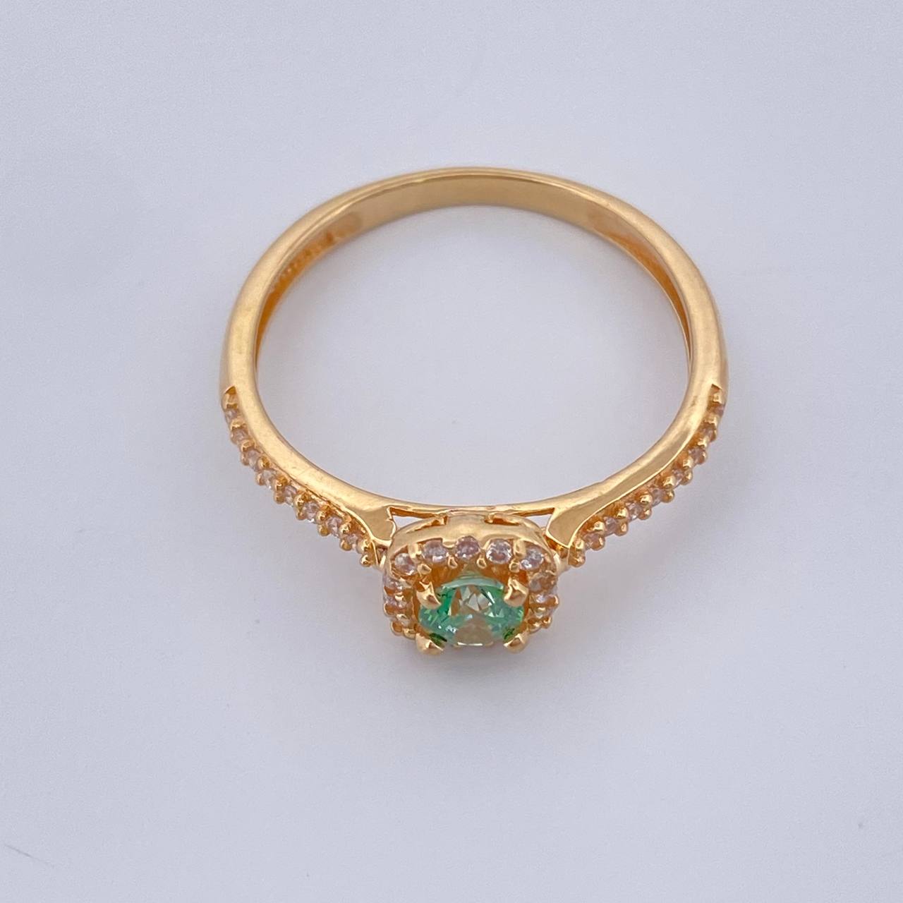 Anillo Halo Cuadrado 2.25gr / T7 / Oro Amarillo 18K &