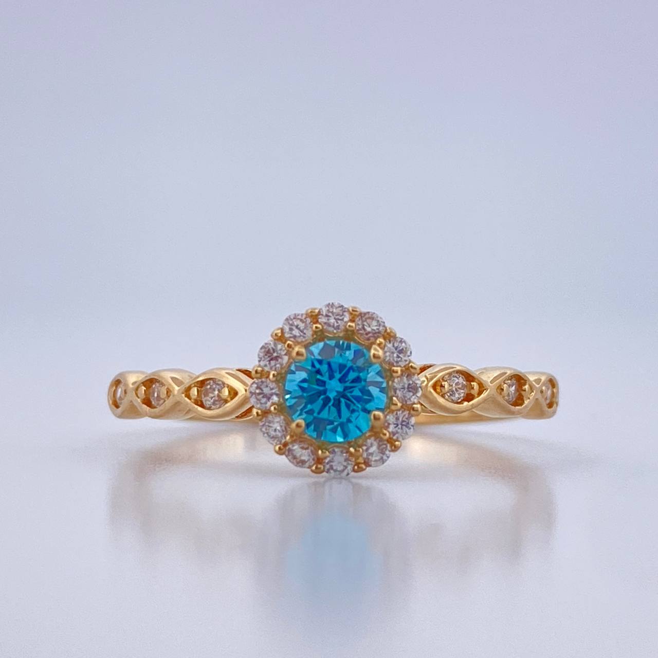 Anillo Halo Ojos 1.85gr / T6 1/2 / Oro Amarillo 18K &