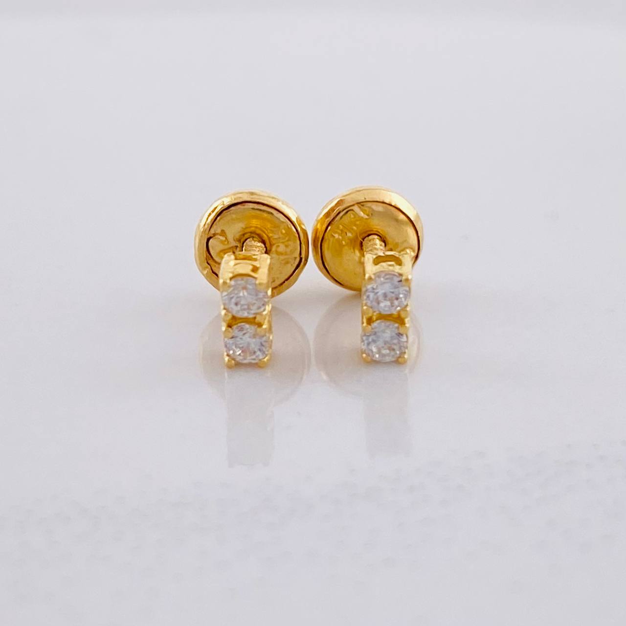 Topos Dúo Chispas 1.05g / 0.6cm Oro Amarillo 18K