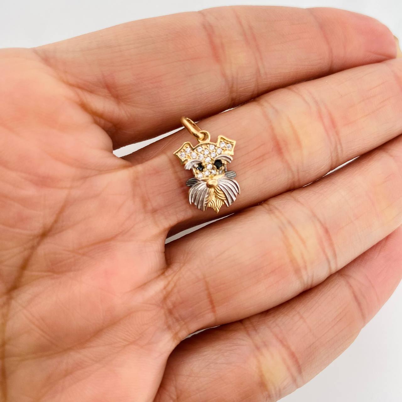 Dije Perro 1.4g / 2cm Tres Oros 18K