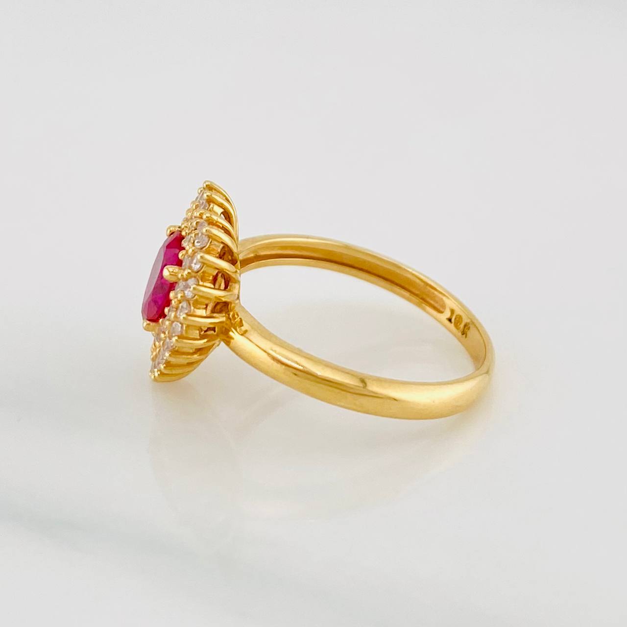 Anillo Halo Corazón 3.5g / T6 1/4 Oro Amarillo 18K