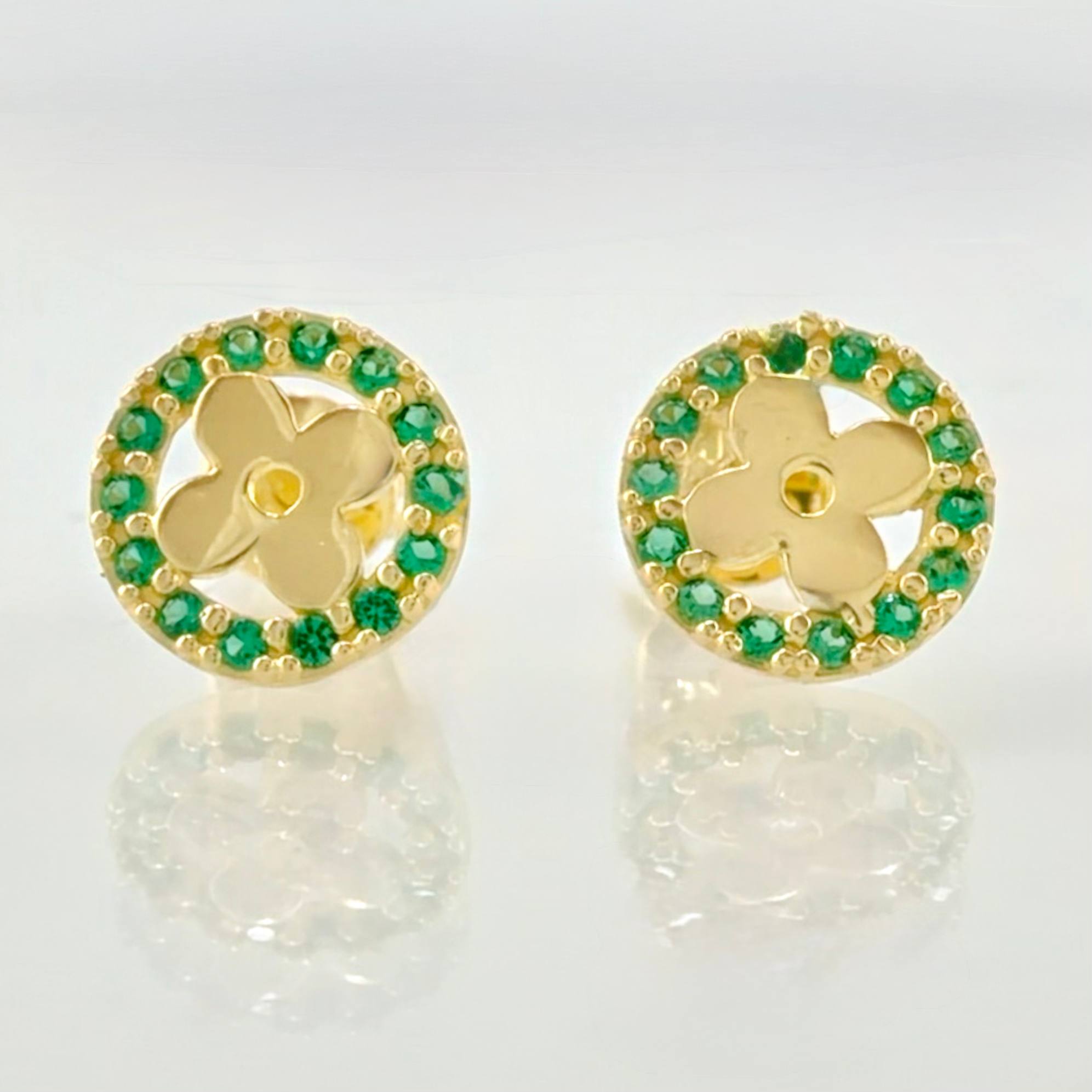 Topos Circulo Flor 1.6gr / 8mm Oro Amarillo 18K
