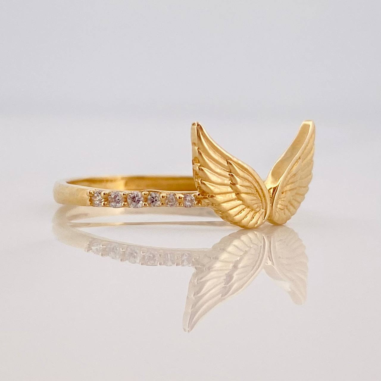 Anillo Alas 1.5g / T5 3/4 Oro Amarillo 18K