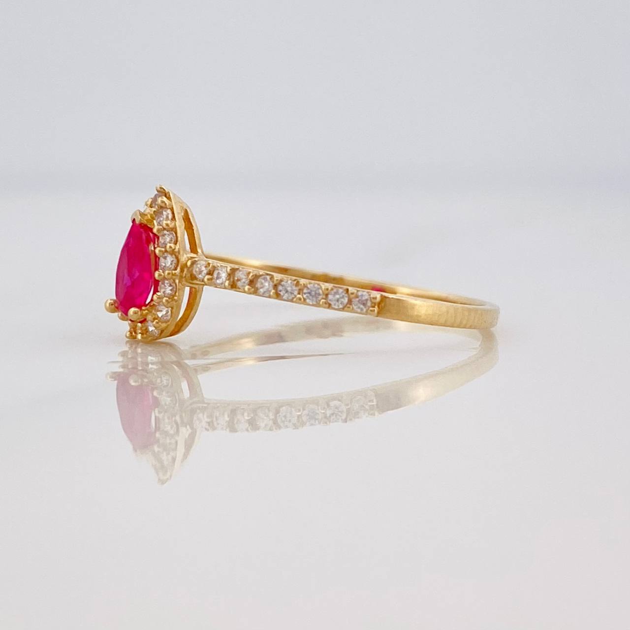 Anillo Lagrima 1.4g / T7 1/4 Oro Amarillo 18K