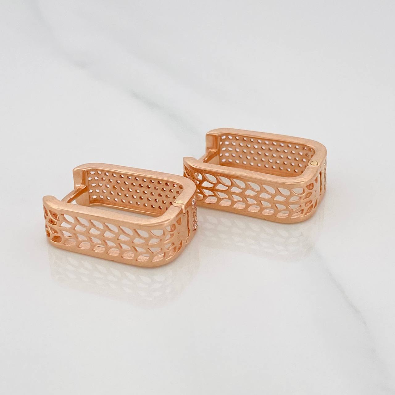 Candongas Cuadradas 7.15g / 2.5cm Oro Rosa 18K