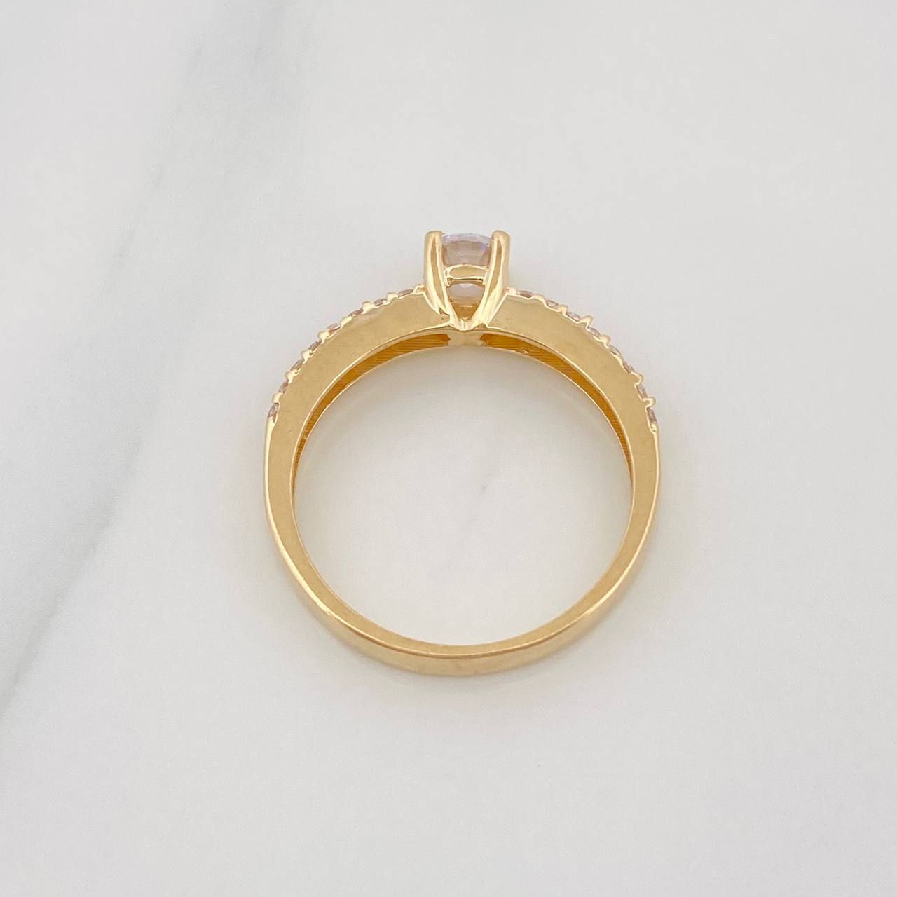 Anillo Solitario Churumbela 3.2g / T7 Oro Amarillo 18K
