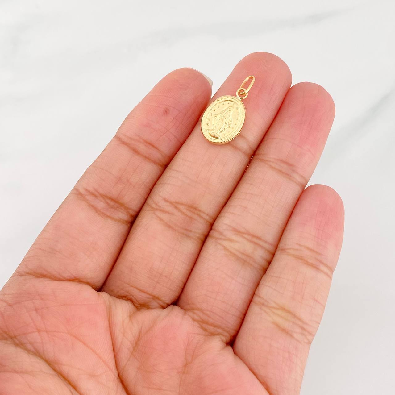 Dije Virgen Milagrosa 0.55g / 2cm Oro Amarillo 18K