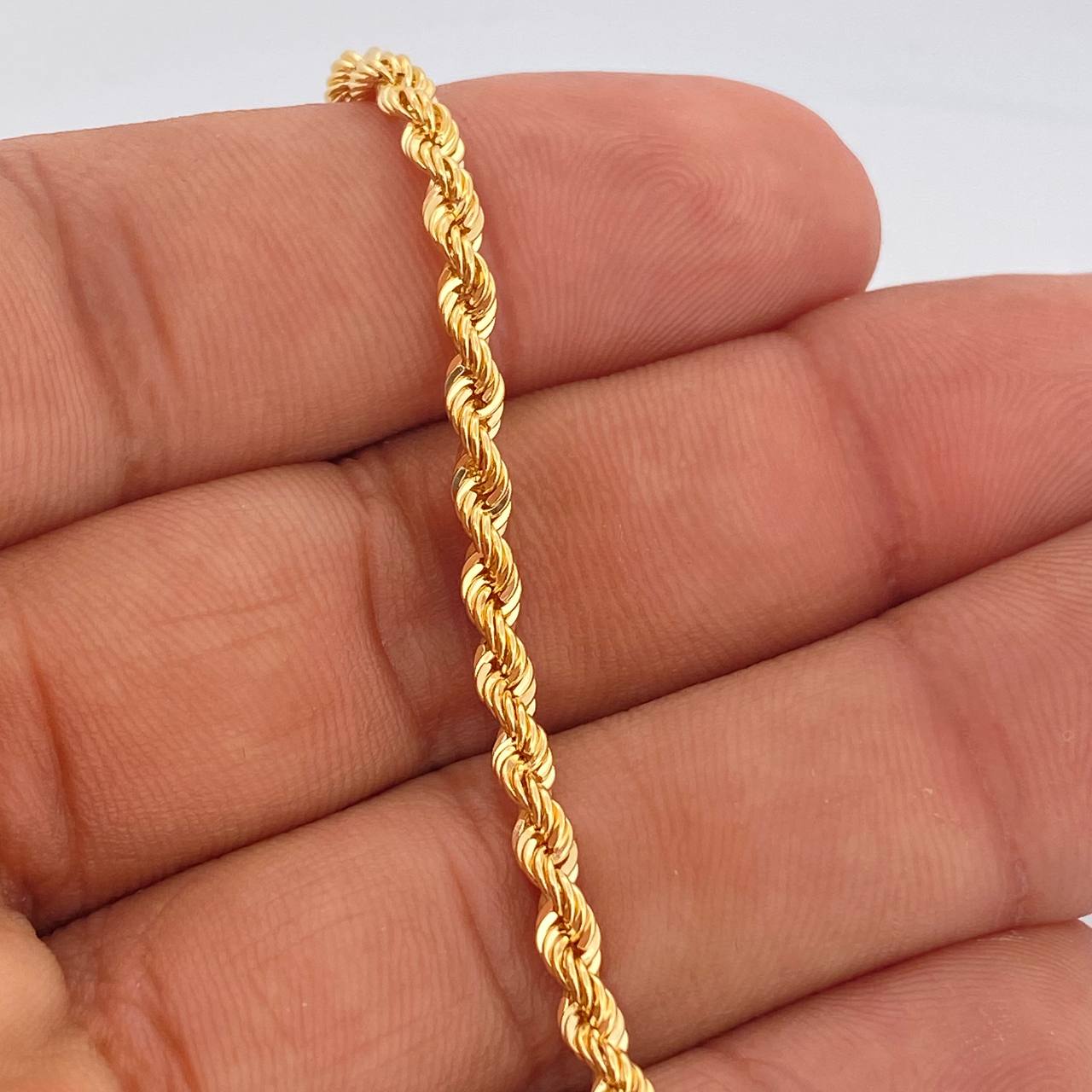 Pulso Lazo 2.9gr / 19cm / 3mm Oro Amarillo +3 18K $