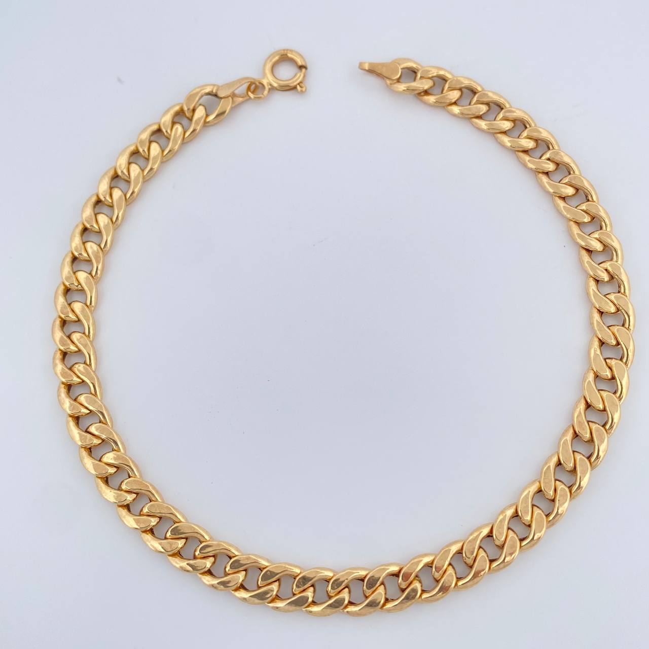 Pulso Cubano 2.4gr / 20cm / 4mm Oro Amarillo +1 18K $