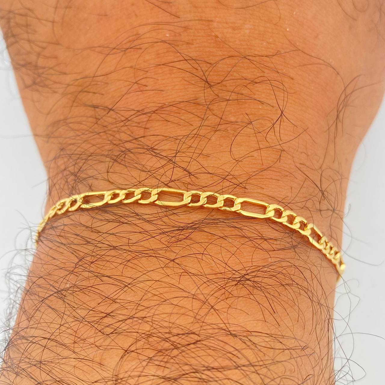 Pulso Figaro 1.85gr / 20cm / 3mm Oro Amarillo +1 18K $