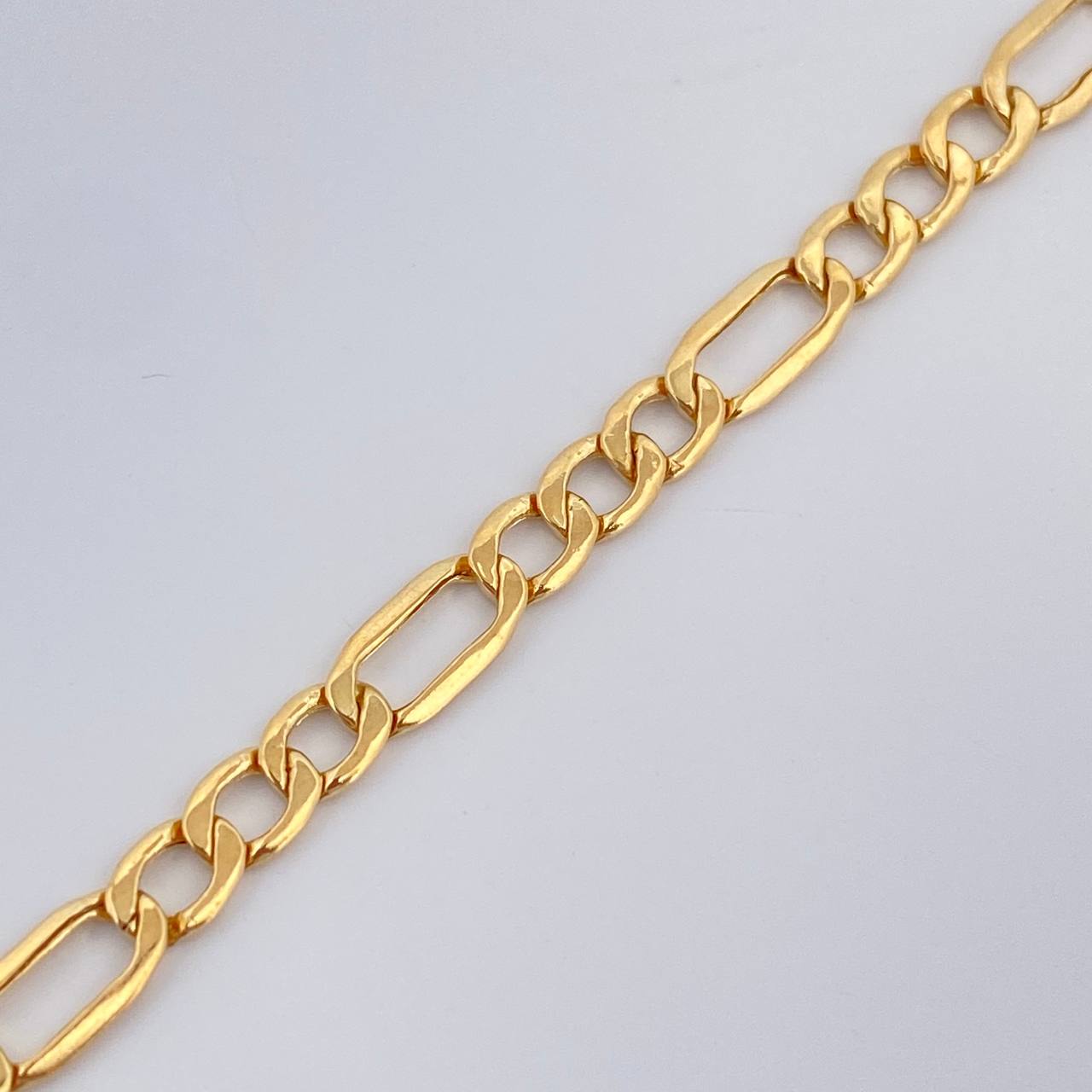 Pulso Figaro 1.85gr / 20cm / 3mm Oro Amarillo +1 18K $