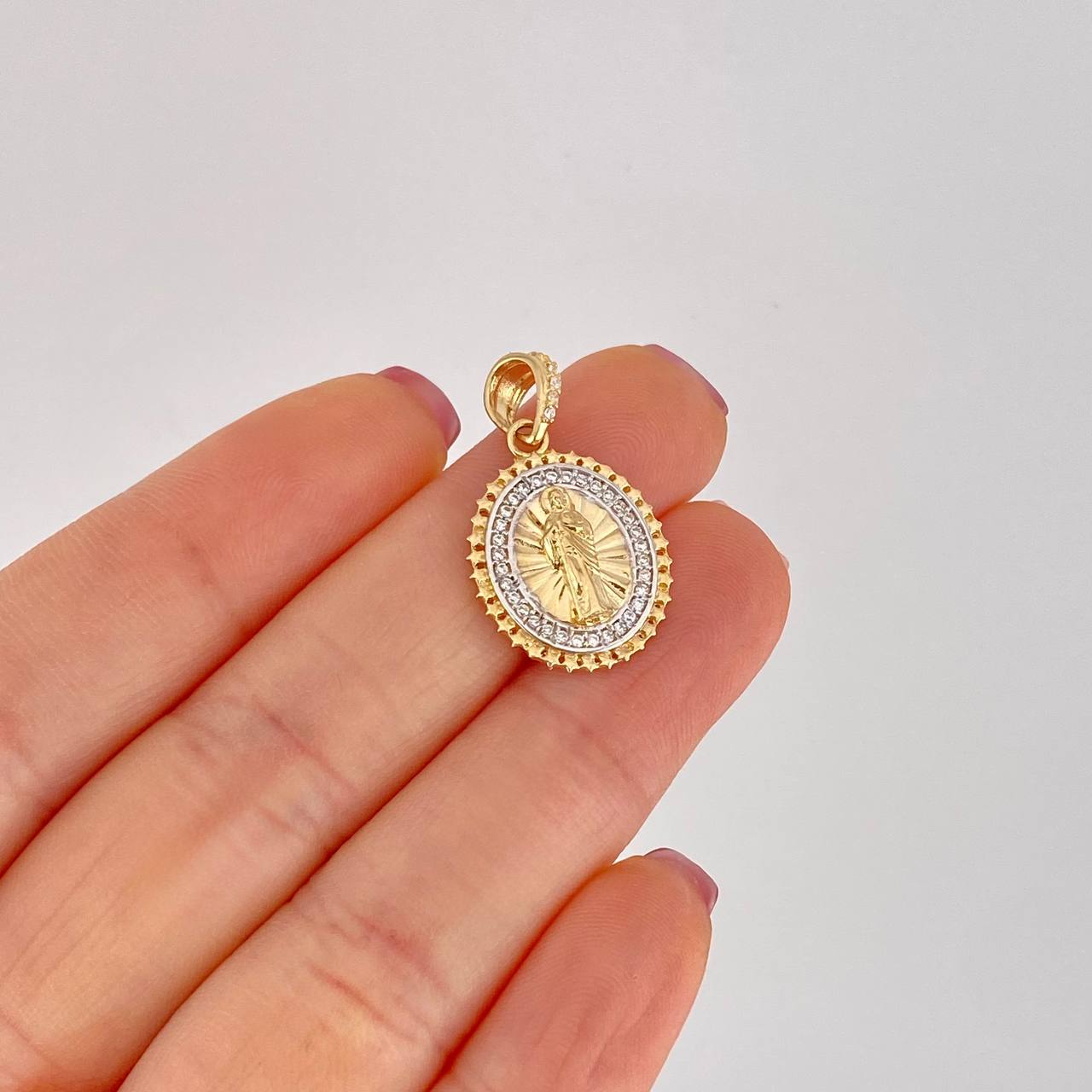 Dije Borde Estrellado San Judas 2.95g / 2.6cm Dos Oros Amarillo Blanco 18K