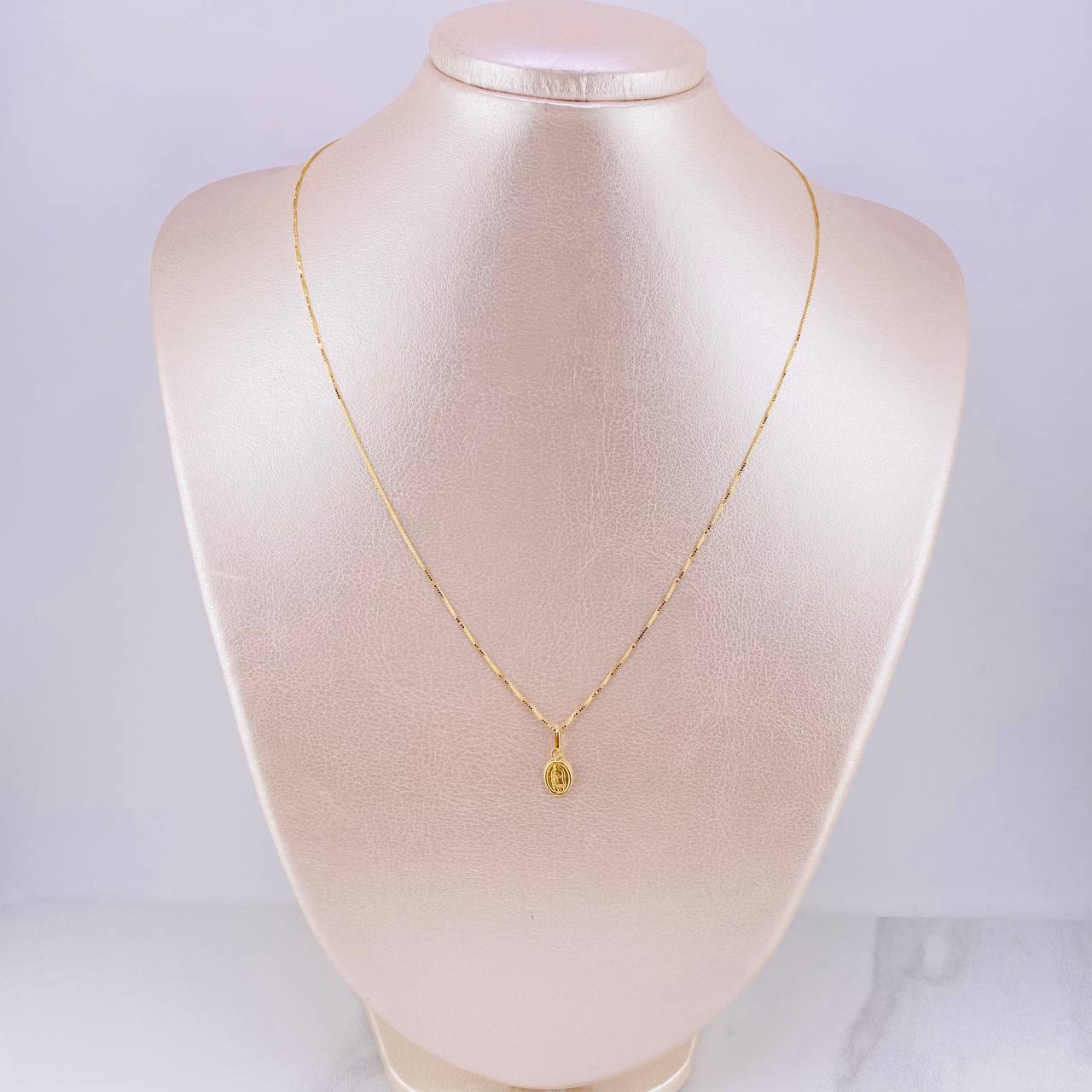 Set Cadena Veneciana + Dije Virgen de Guadalupe / 1.3g / 45cm Oro Amarillo 18K