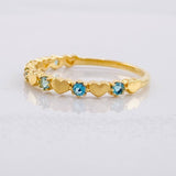 Anillo Corazones Intercalados 1.2g / T4 3/4 Oro Amarillo 18K