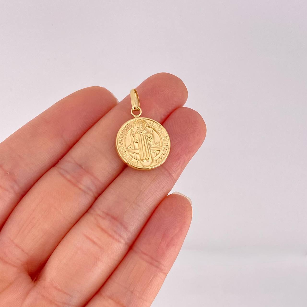 Dije San Benito 1.5g / 2.7cm Oro Amarillo 18K
