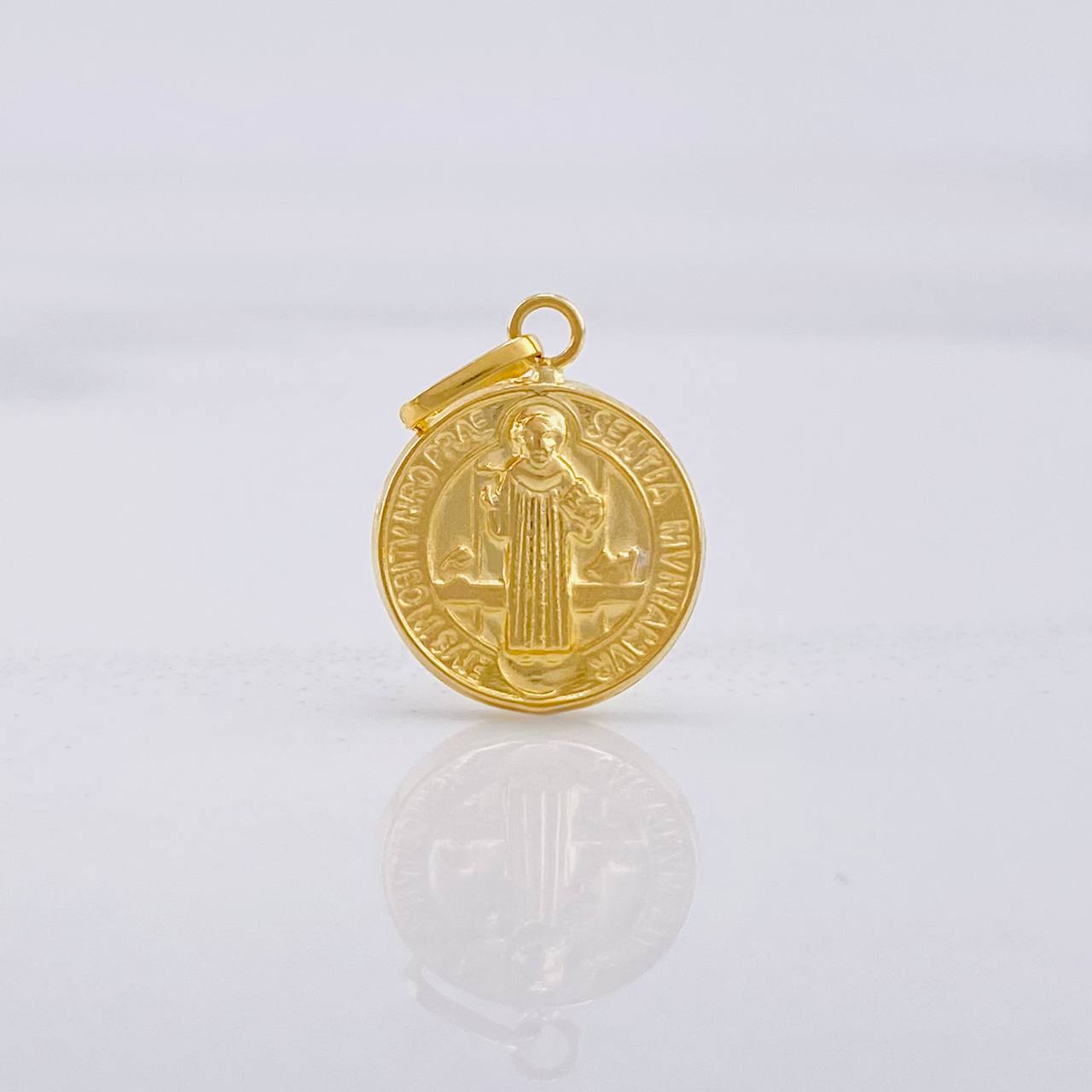 Dije San Benito 0.7g / 2cm Oro Amarillo 18K