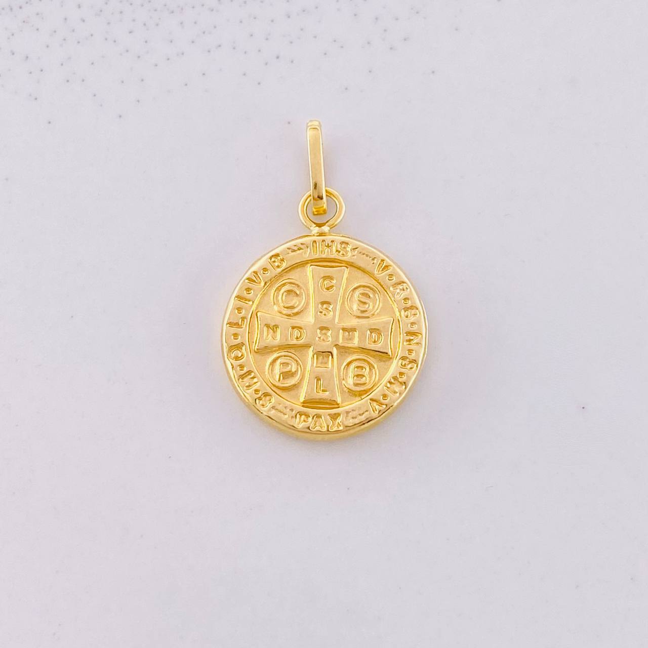 Dije San Benito 0.75g / 2cm Oro Amarillo 18K