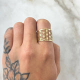 Anillo Flores Filigrana 3.85gr / T8 / Oro 18K
