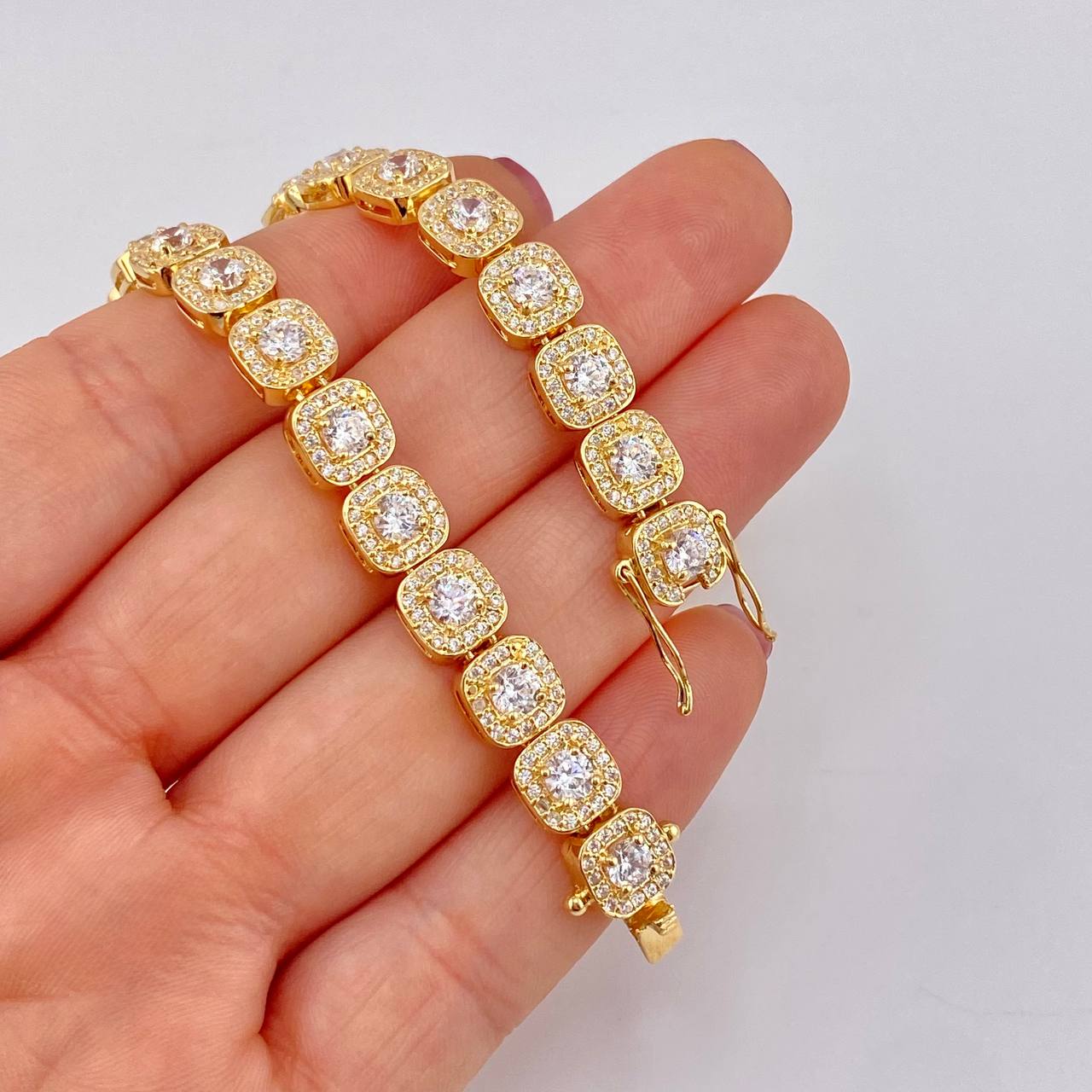 Cadena Tenis 51.45g / 43.3cm / 8mm Oro Amarillo 18K