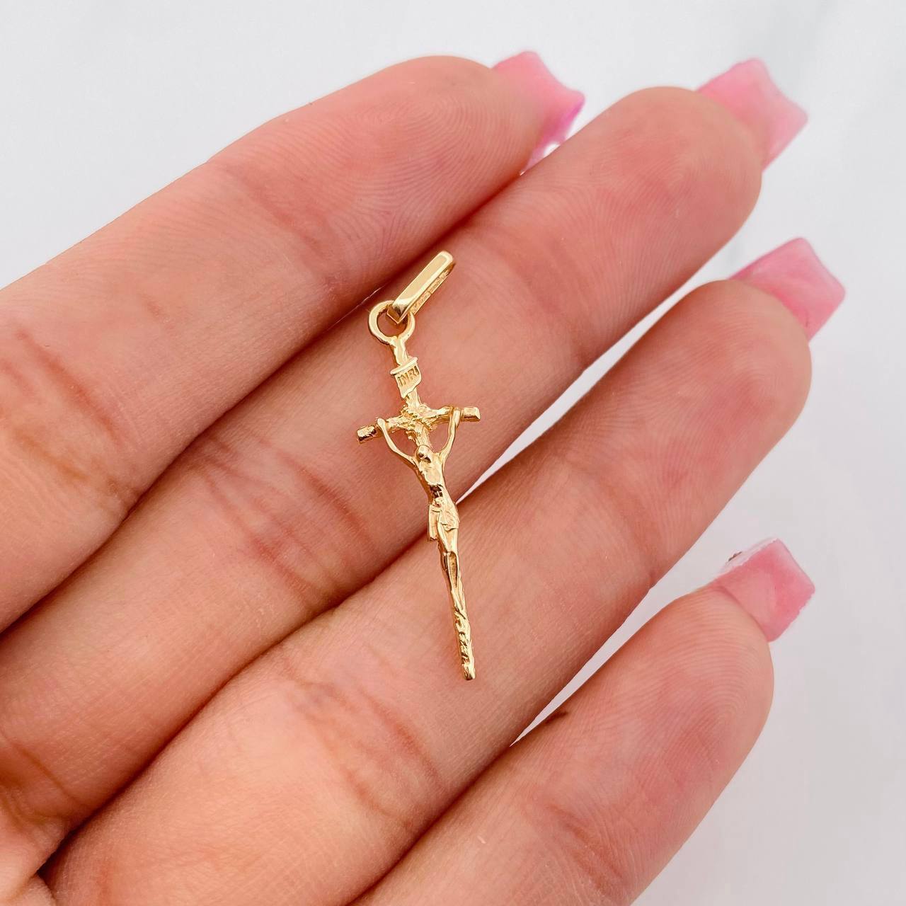 Dije Cruz Cristo 1.45g / 3.05cm Oro Amarillo 18K