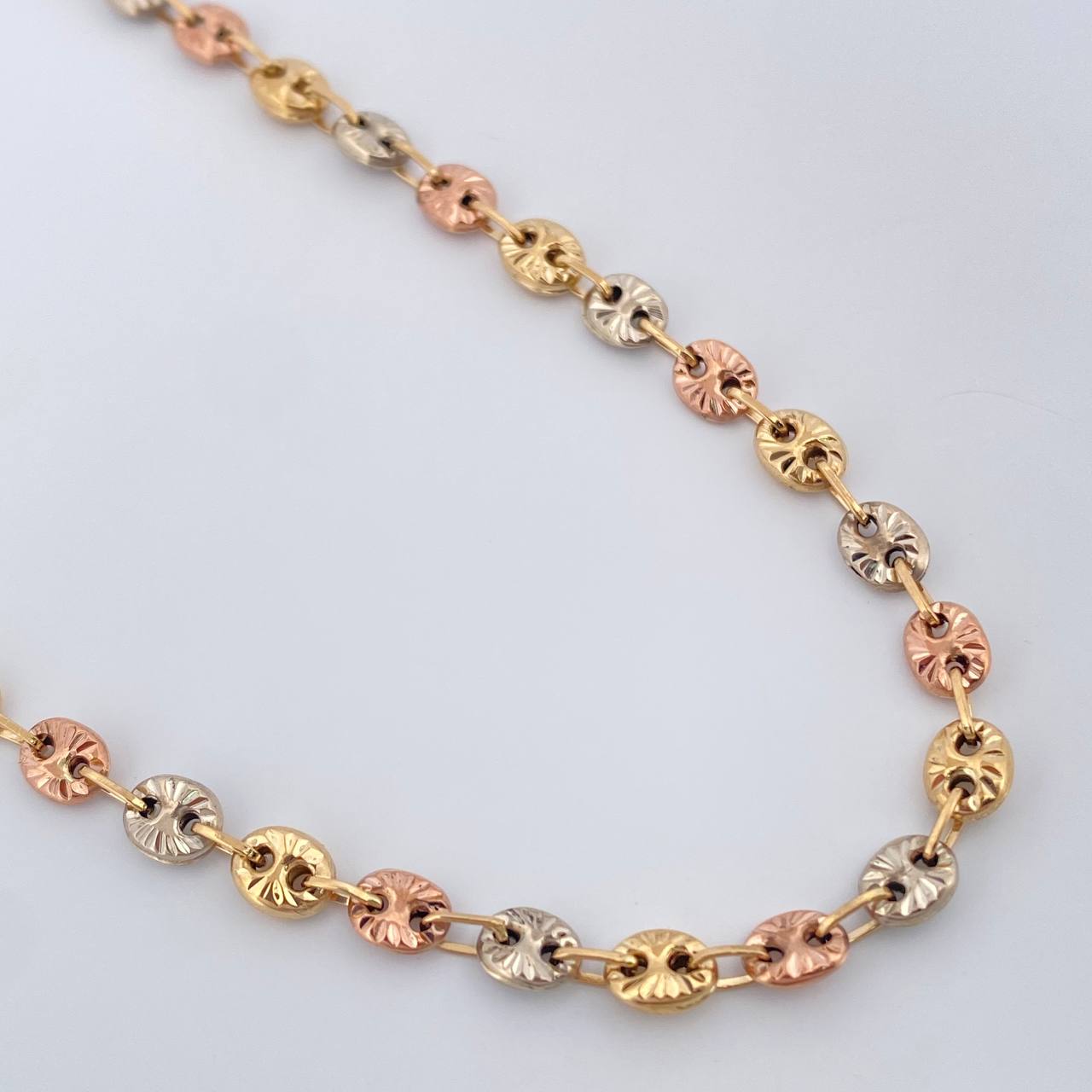 Cadena GC 9.1gr / 53cm / Tres Oros 18K $
