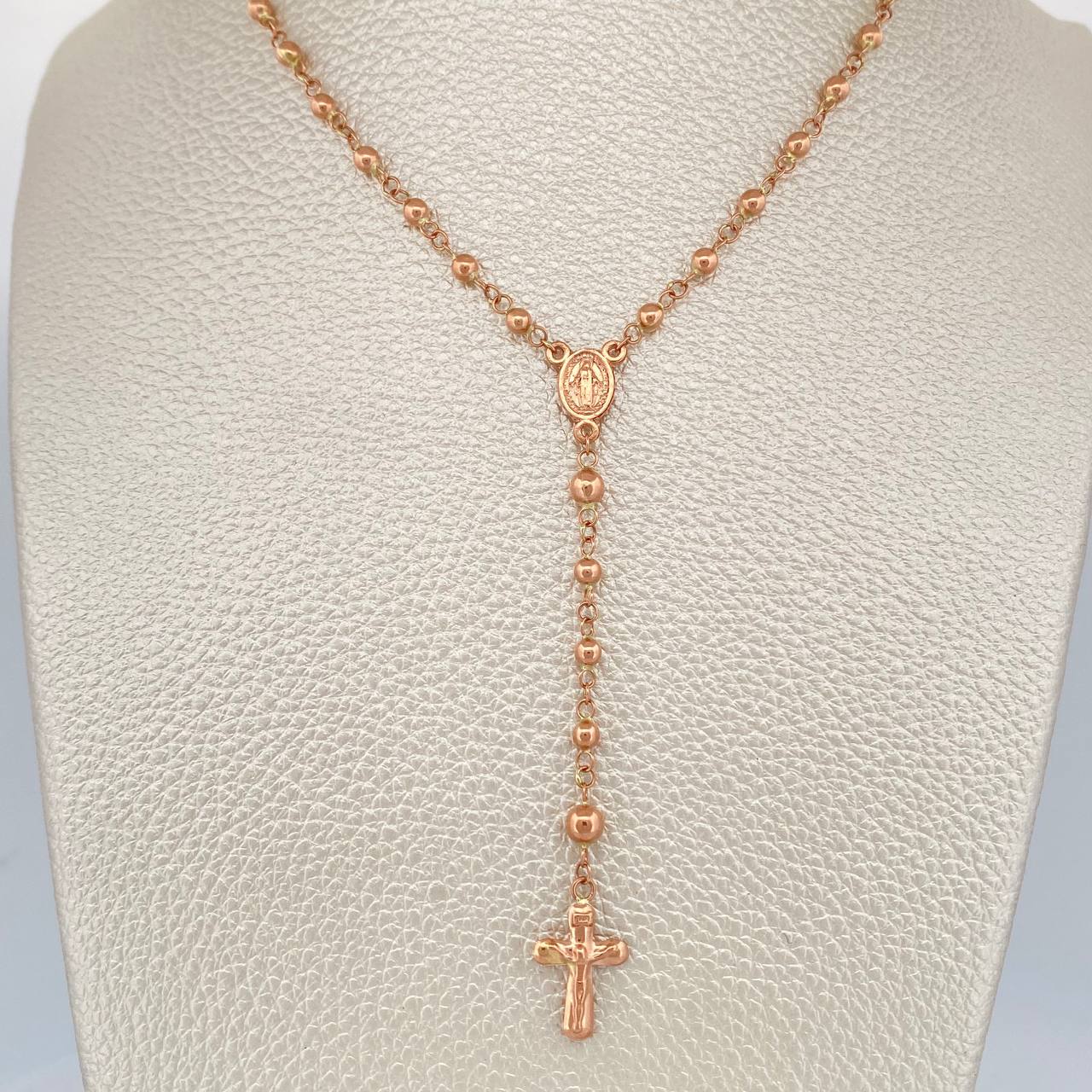 Rosario Virgen Milagrosa Cruz Cristo 6.3gr / 53.3cm / 4mm-3mm Oro Rosa 18K $