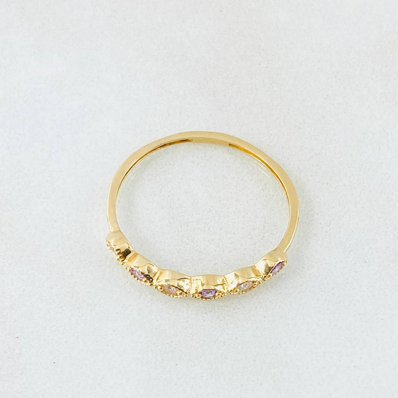 Anillo Linea de Ojos 1gr / T6 1/4 / Oro Amarillo 18K ©