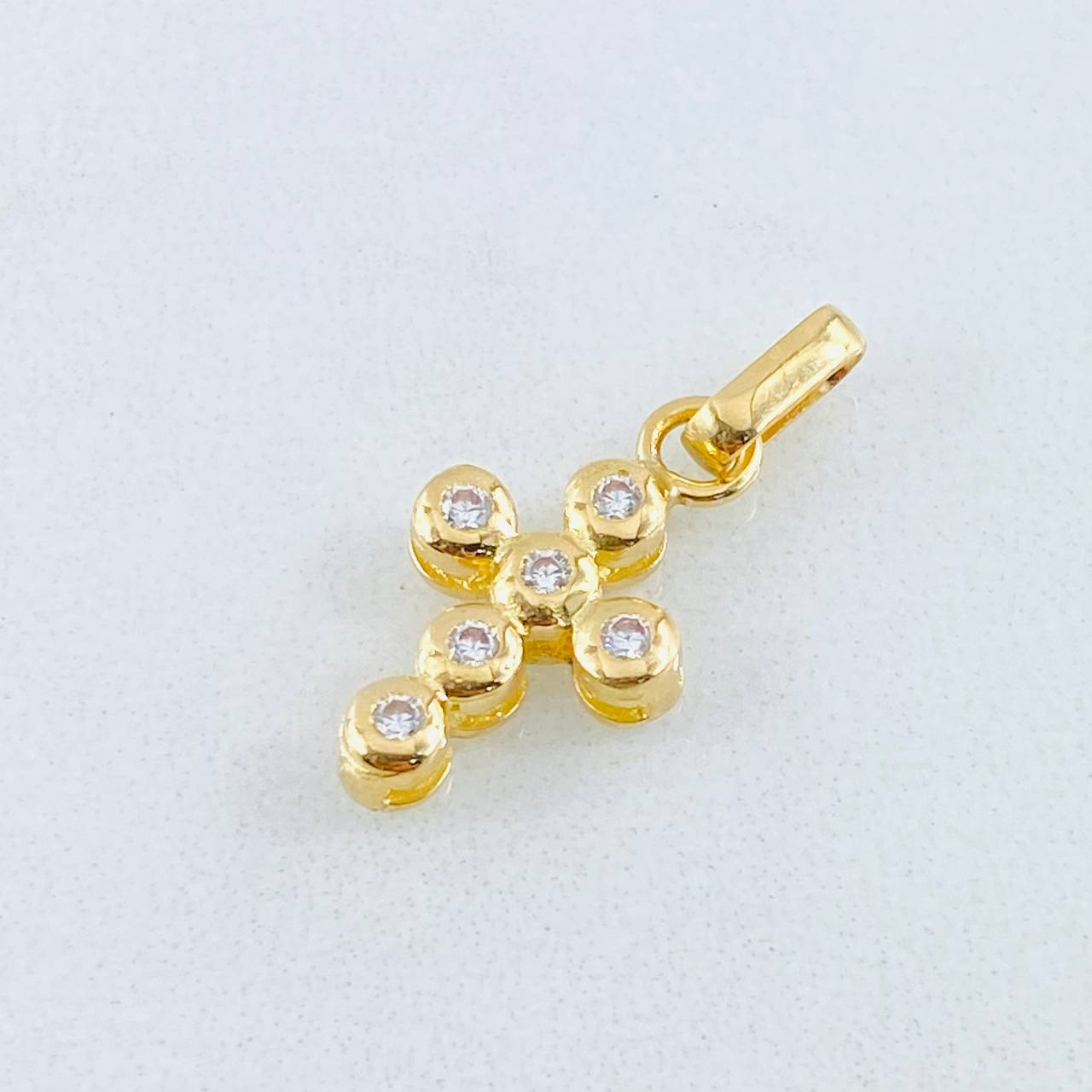 Dije Cruz Tupida 1.15gr / Oro Amarillo 18K