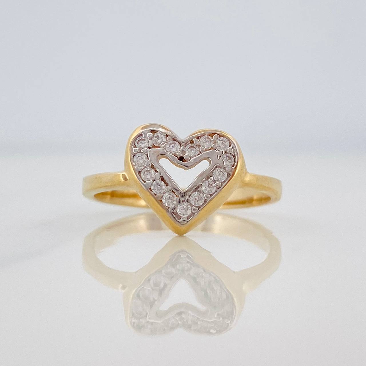 Anillo Corazón 2.6g / T5 3/4 Dos Oros Amarillo Blanco 18K