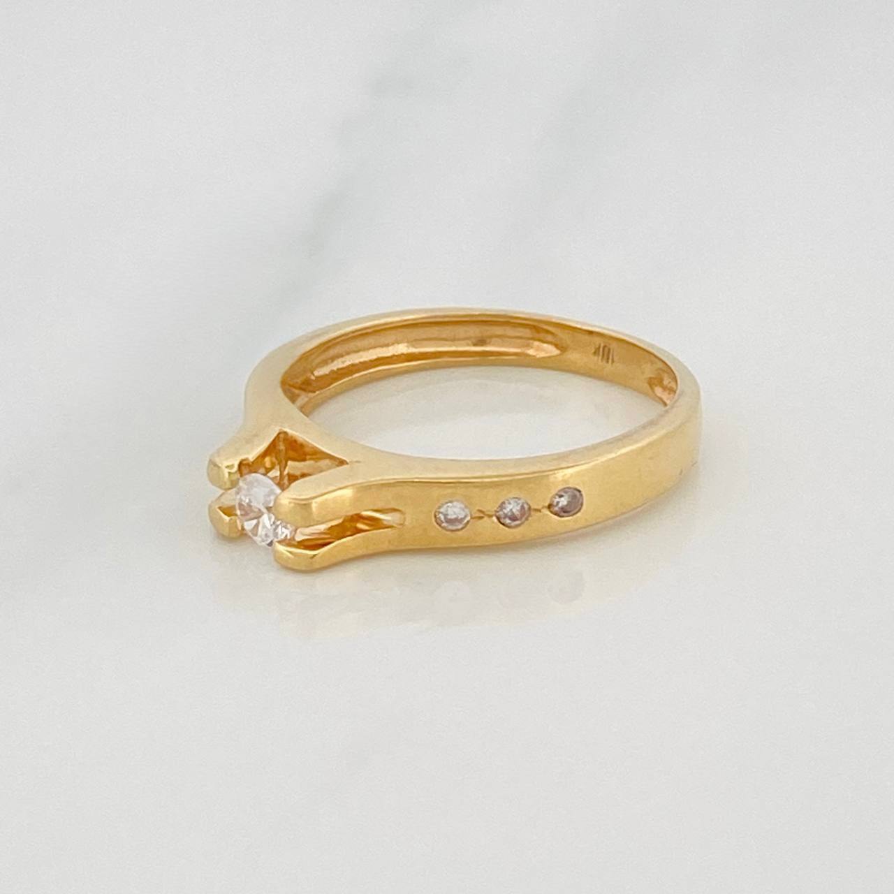 Anillo Solitario Puente 3.45g / T6 1/4 Oro Amarillo 18K