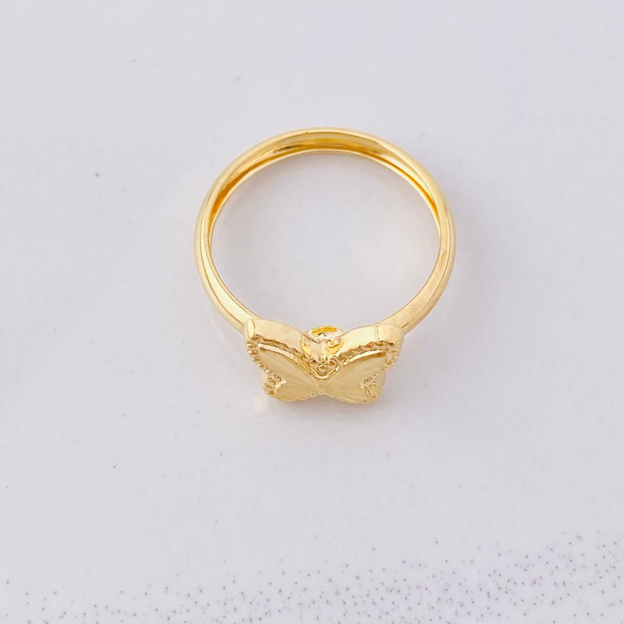 Anillo Mariposa Diamantada 0.95g / T4 3/4 Oro Amarillo 18K