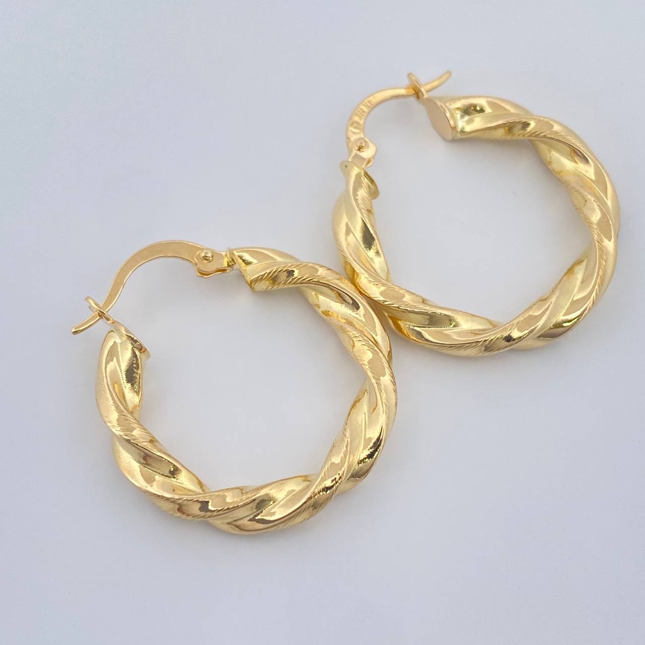 Candongas Nico 2.75gr / 2.5cm / Oro Amarillo 18K $
