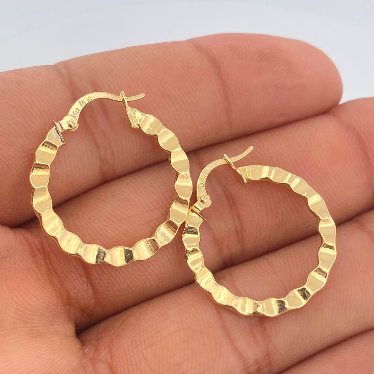 Candongas Said 1.75gr / 2.6cm / Oro Amarillo 18K $