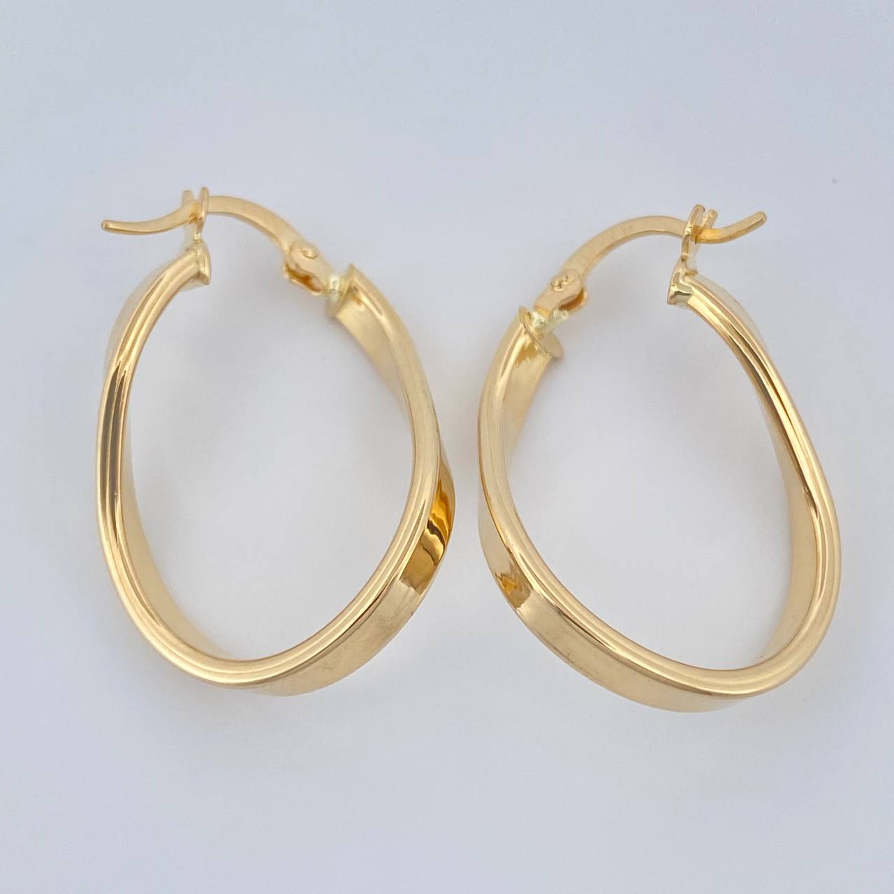 Candongas Clau 2.2gr / 2.8cm / Oro Amarillo 18K $
