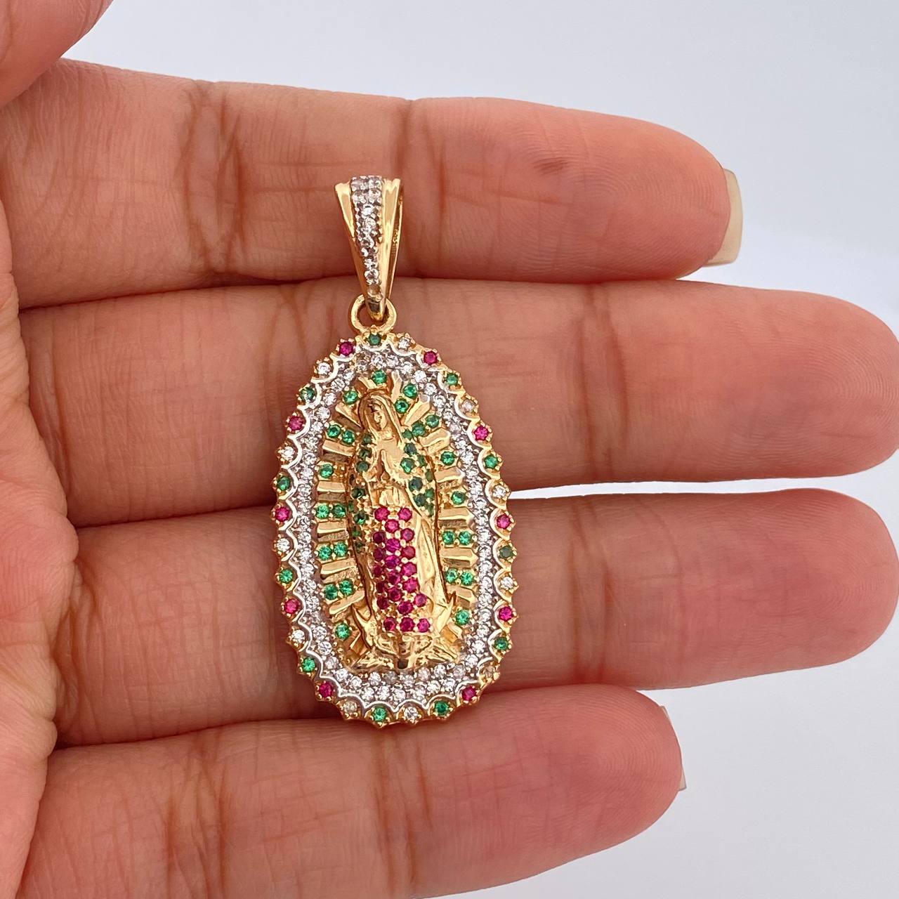 Dije Virgen De Guadalupe 7.5gr / 4cm / Dos Oros Amarillo Blanco 18K $