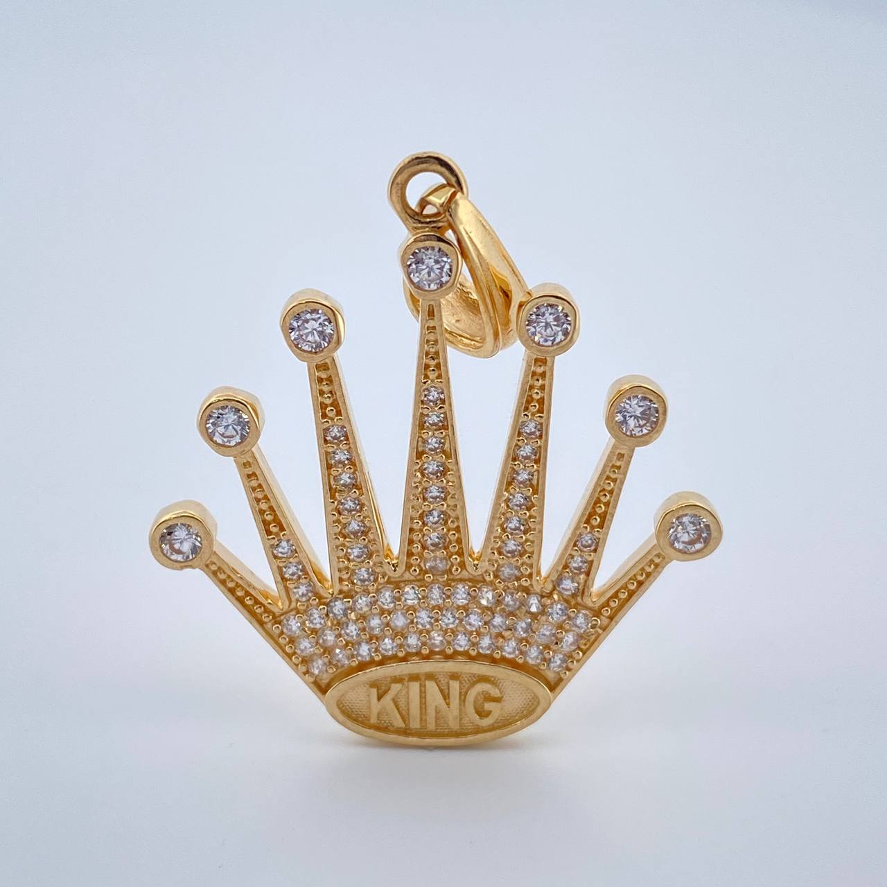 Dije Corona King 4.35gr / 4.7cm / Oro Amarillo 18K $
