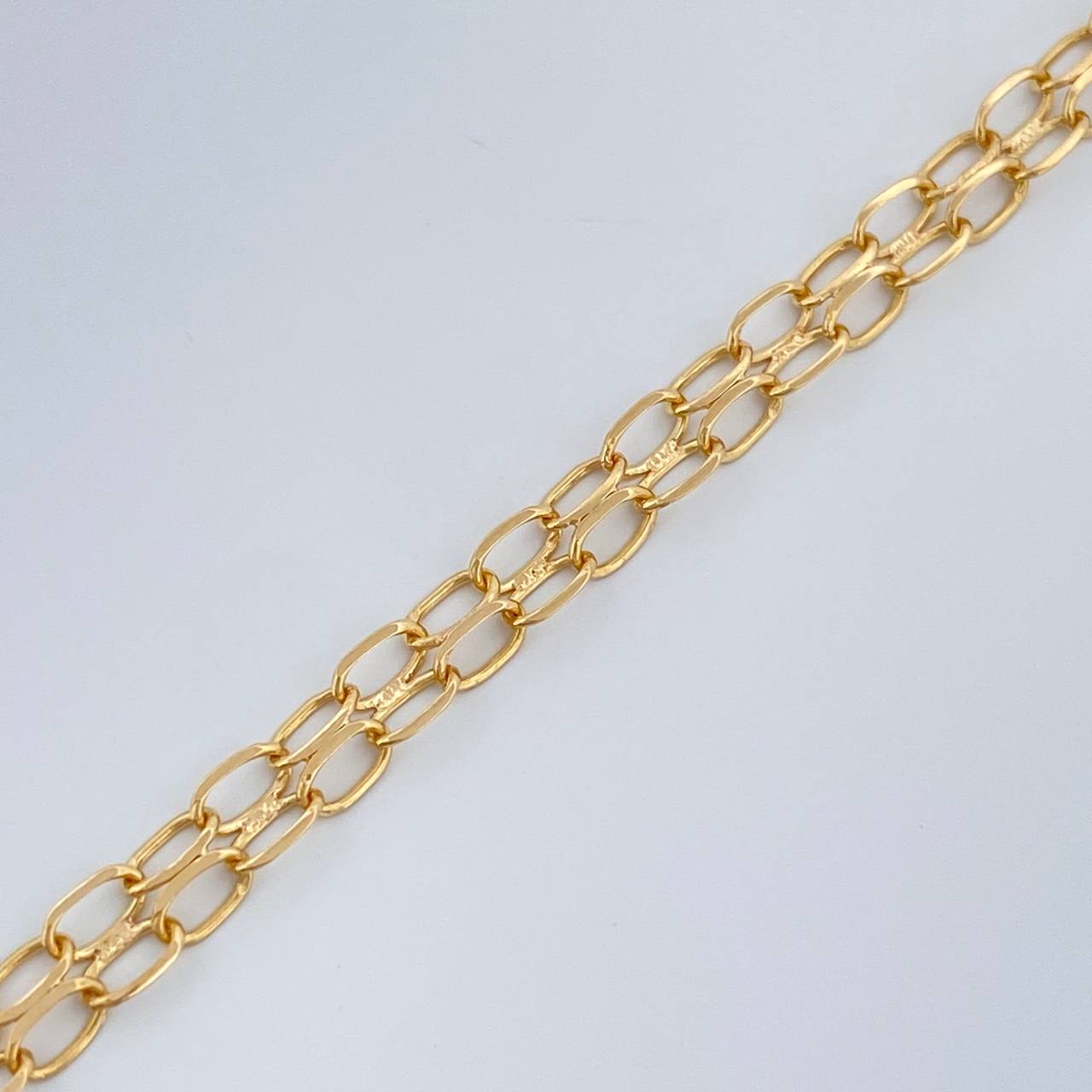Pulso Chino 2.35gr / 21.8cm / 1mm Oro Amarillo +1 18K $