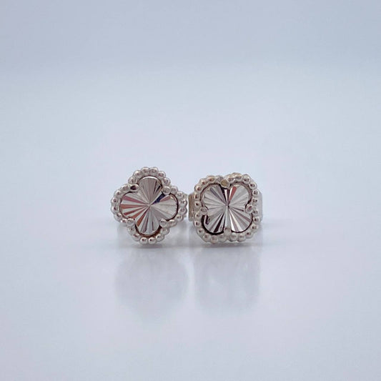 Topos Trebol 1.25gr / Oro Blanco 18K &