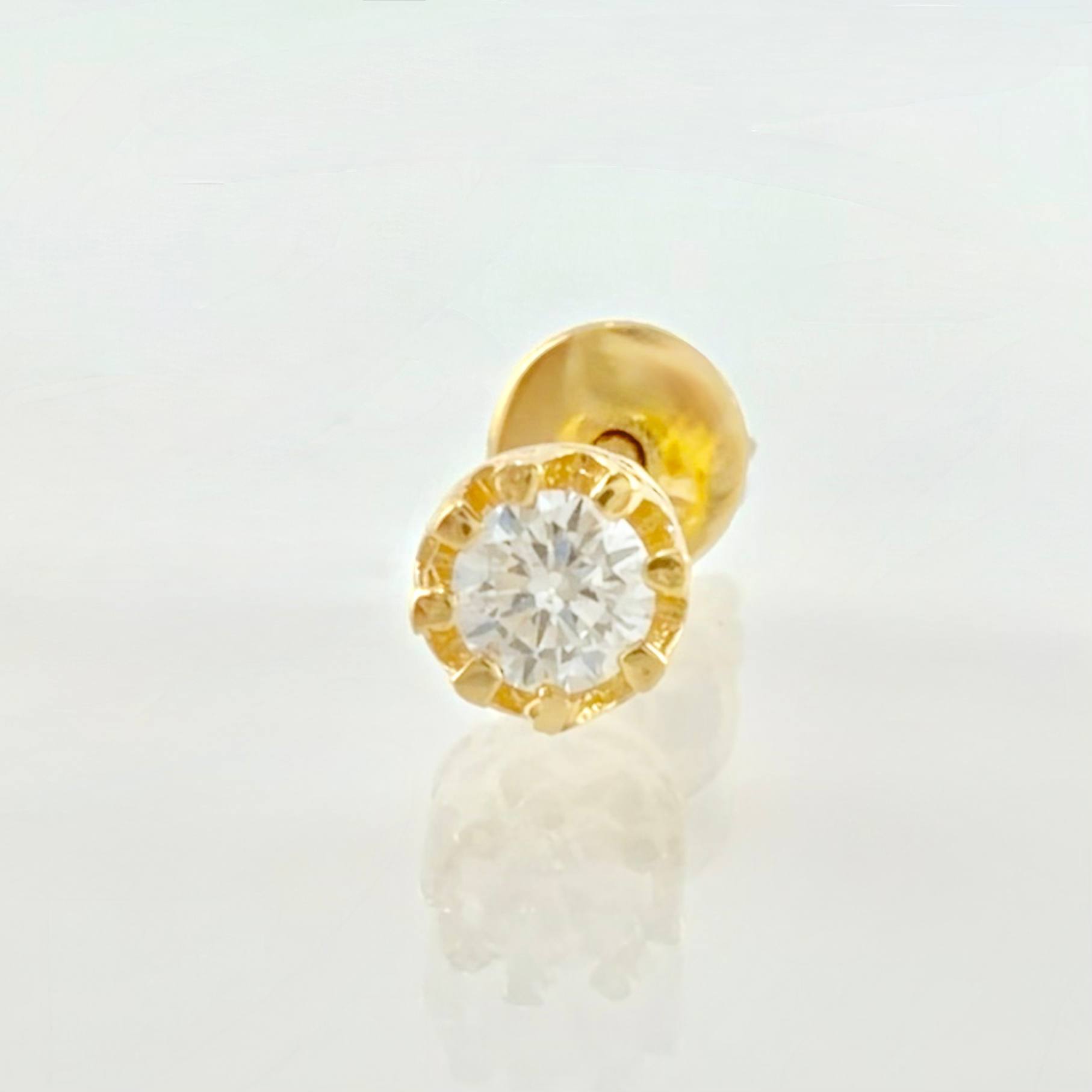 Piercing Piedra Ocho Garras 0.65gr / 4.2mm Oro Amarillo 18K *