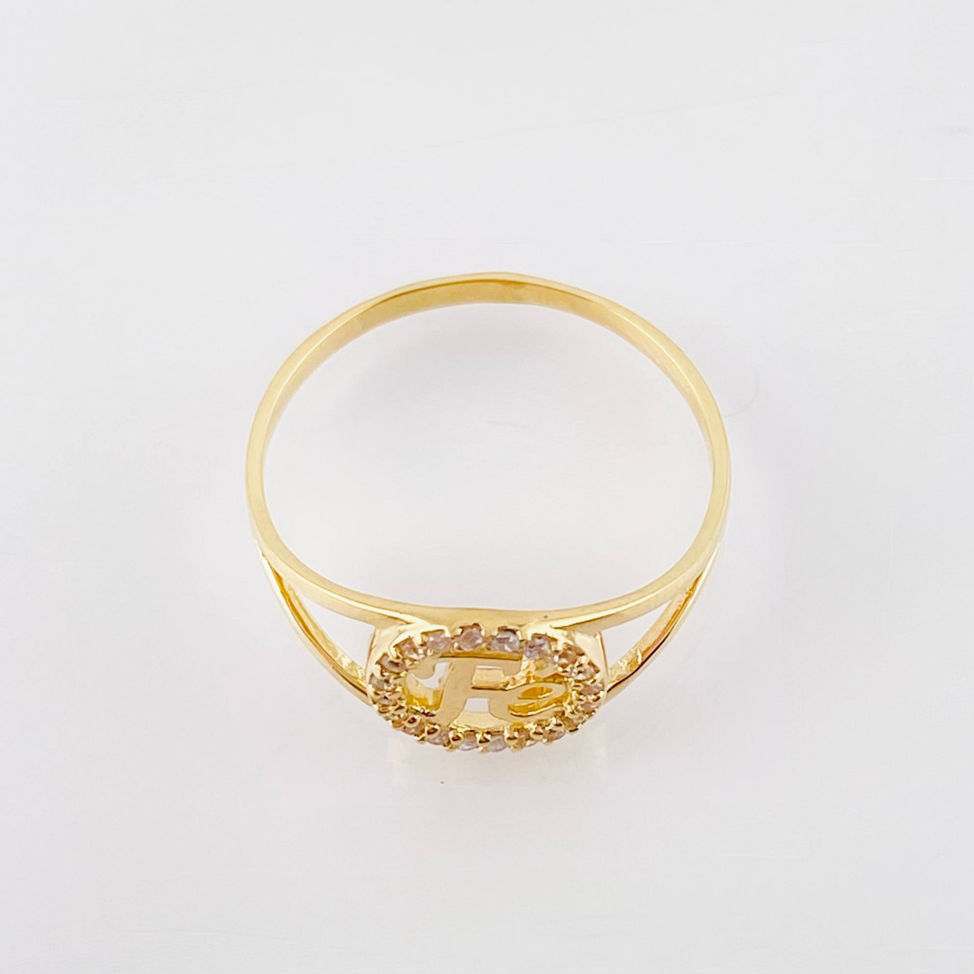 Anillo Fe 1.9 g / T6 3/4 Oro Amarillo 18K