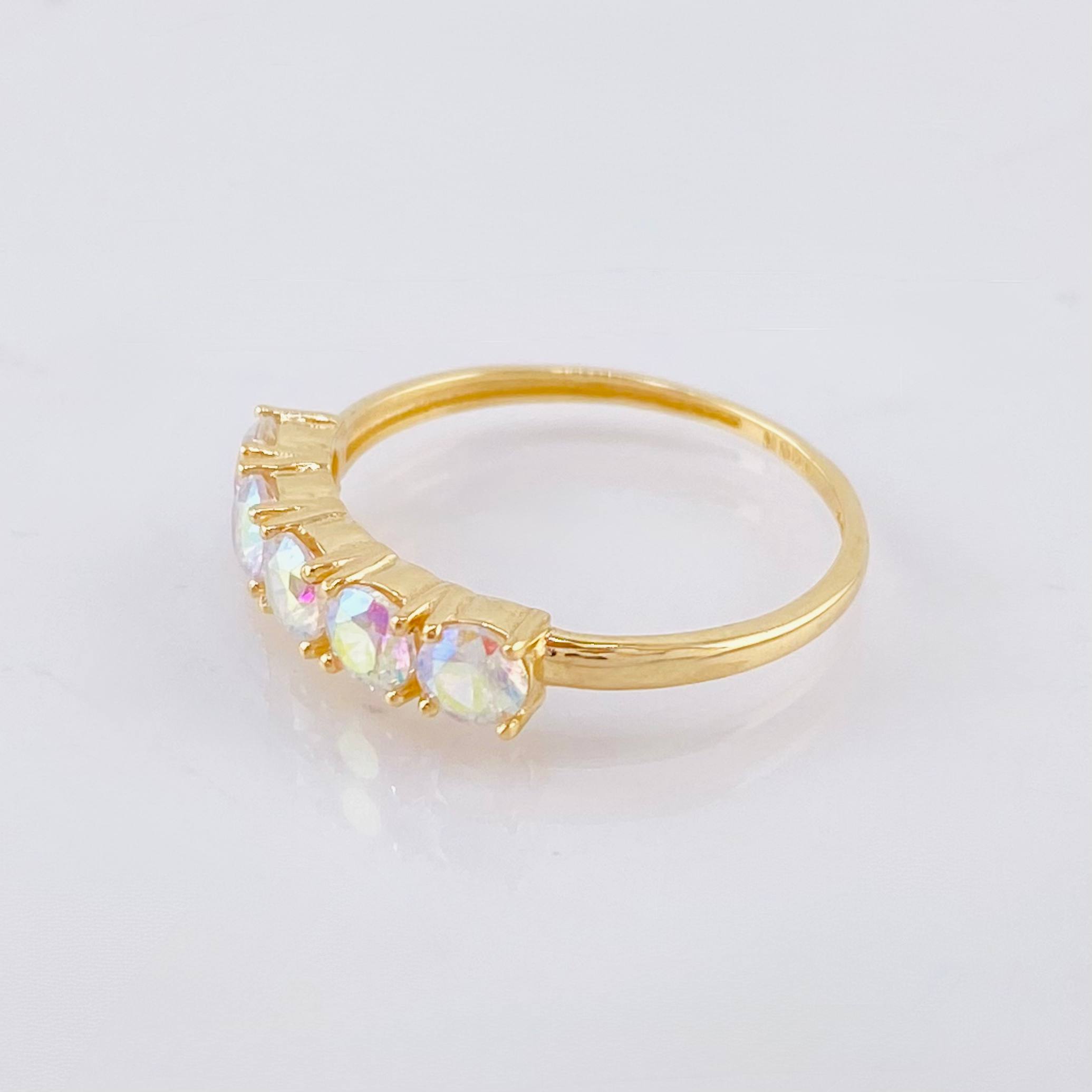 Anillo Cristal de Luna 2.1gr / T6 1/4 / Oro Amarillo 18K ©