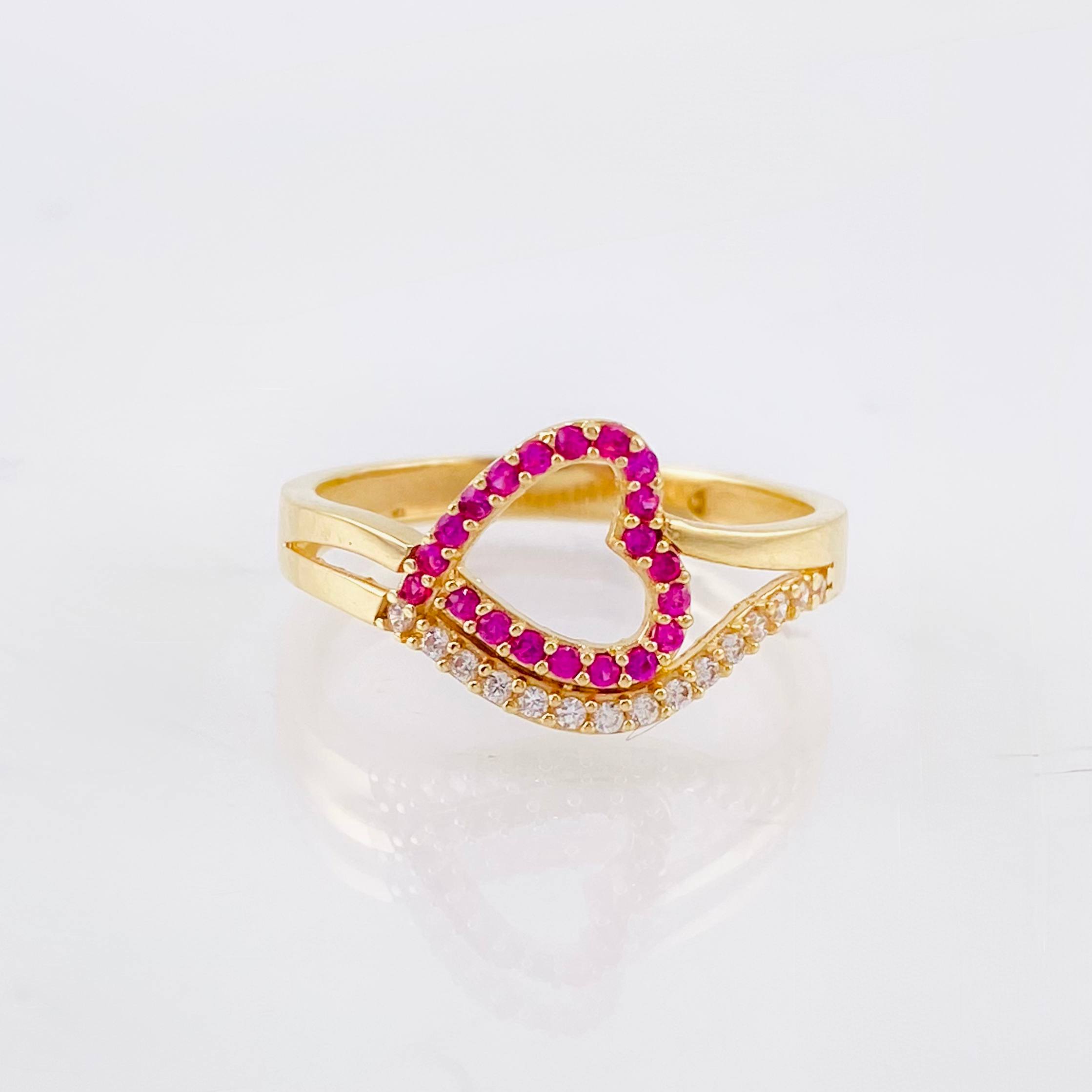 Anillo Corazon Silueta 2gr / T6 / Oro Amarillo 18K ©