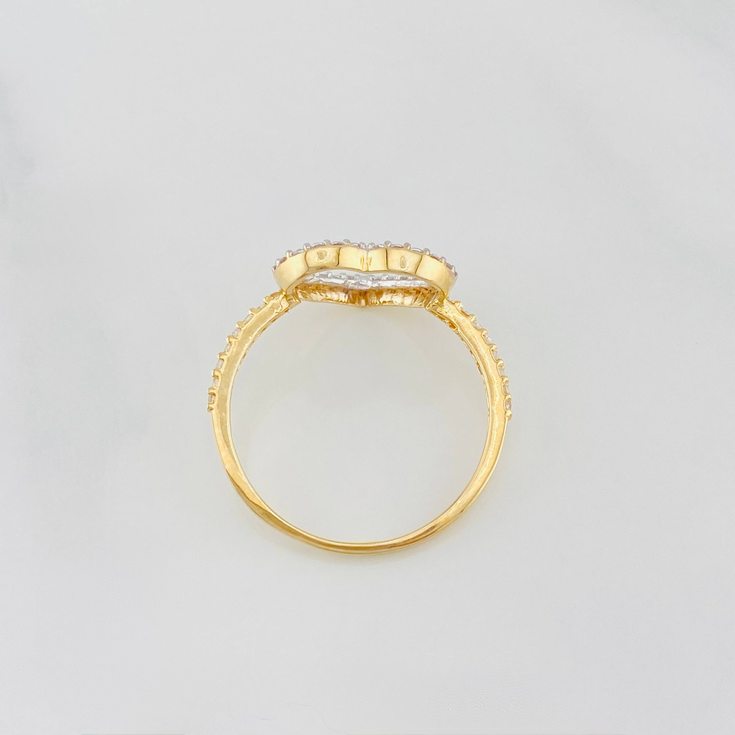 Anillo Silueta Corazón 1.45g / T6 1/4 Dos Oros Amarillo Blanco 18K