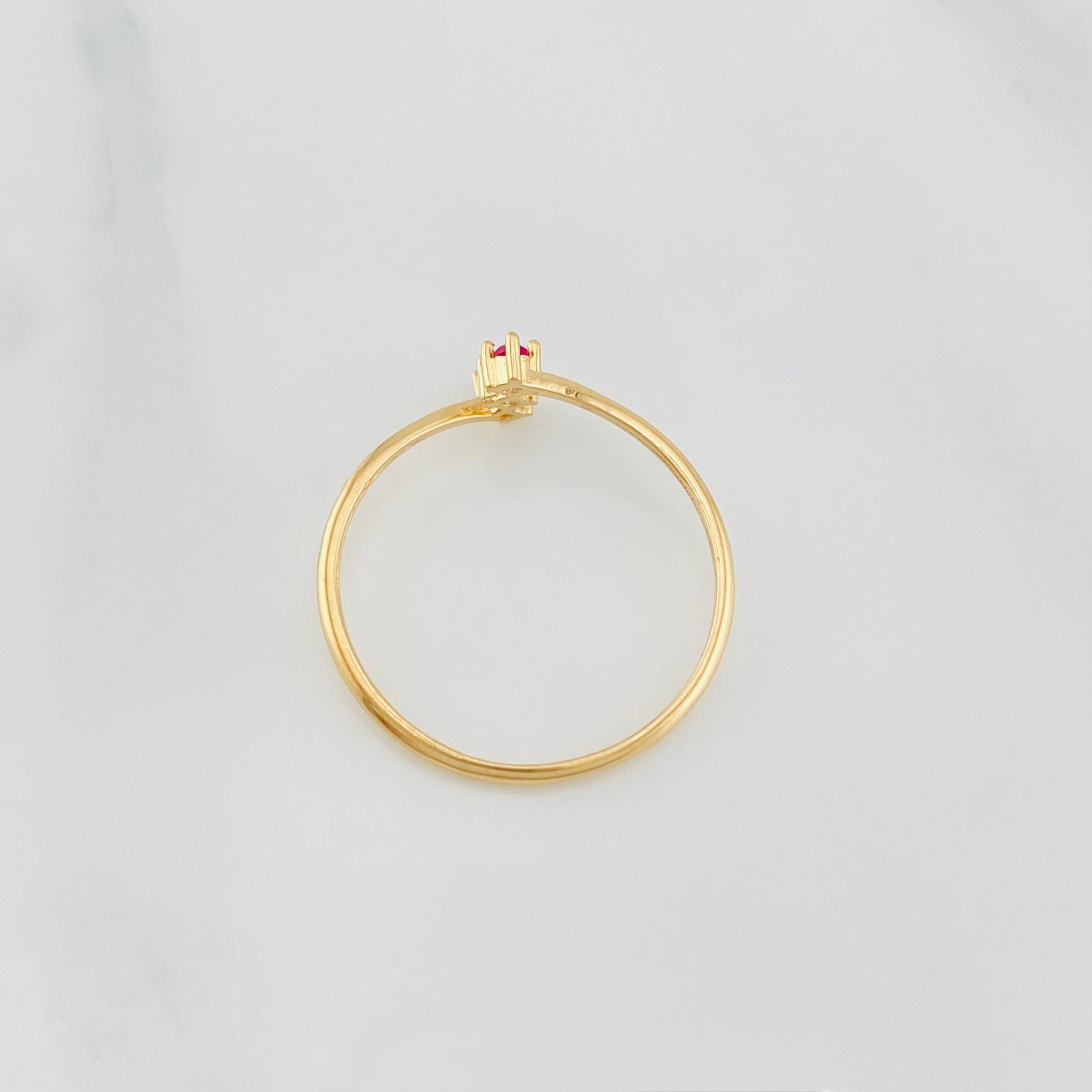 Anillo Trio Vertical 1.05g / T7 Oro Amarillo 18K