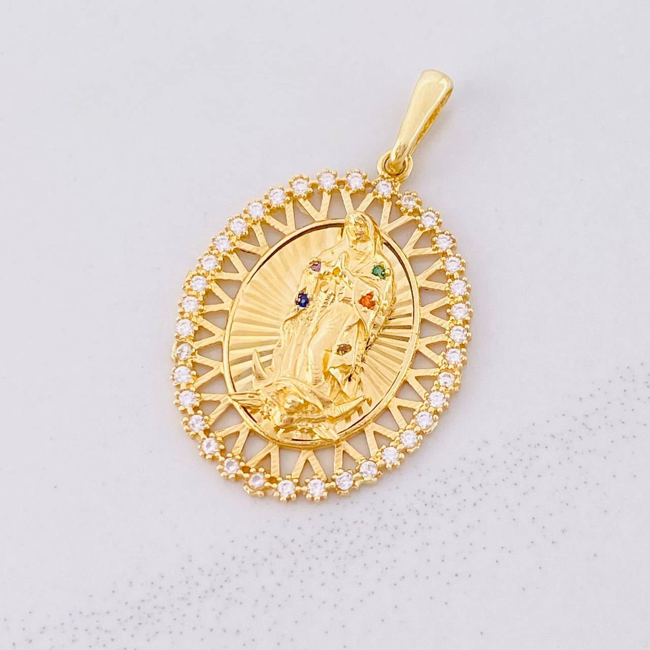 Dije Virgen de Guadalupe 3.85g / 3.3cm Oro Amarillo 18K