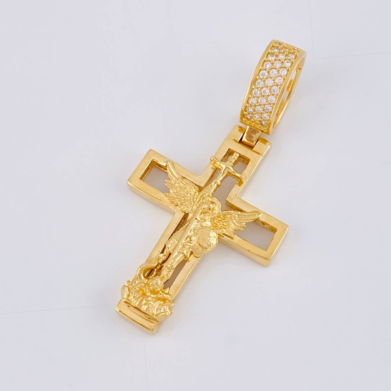 Dije Cruz San Miguel 12.1g / 5.1cm Oro Amarillo 18K