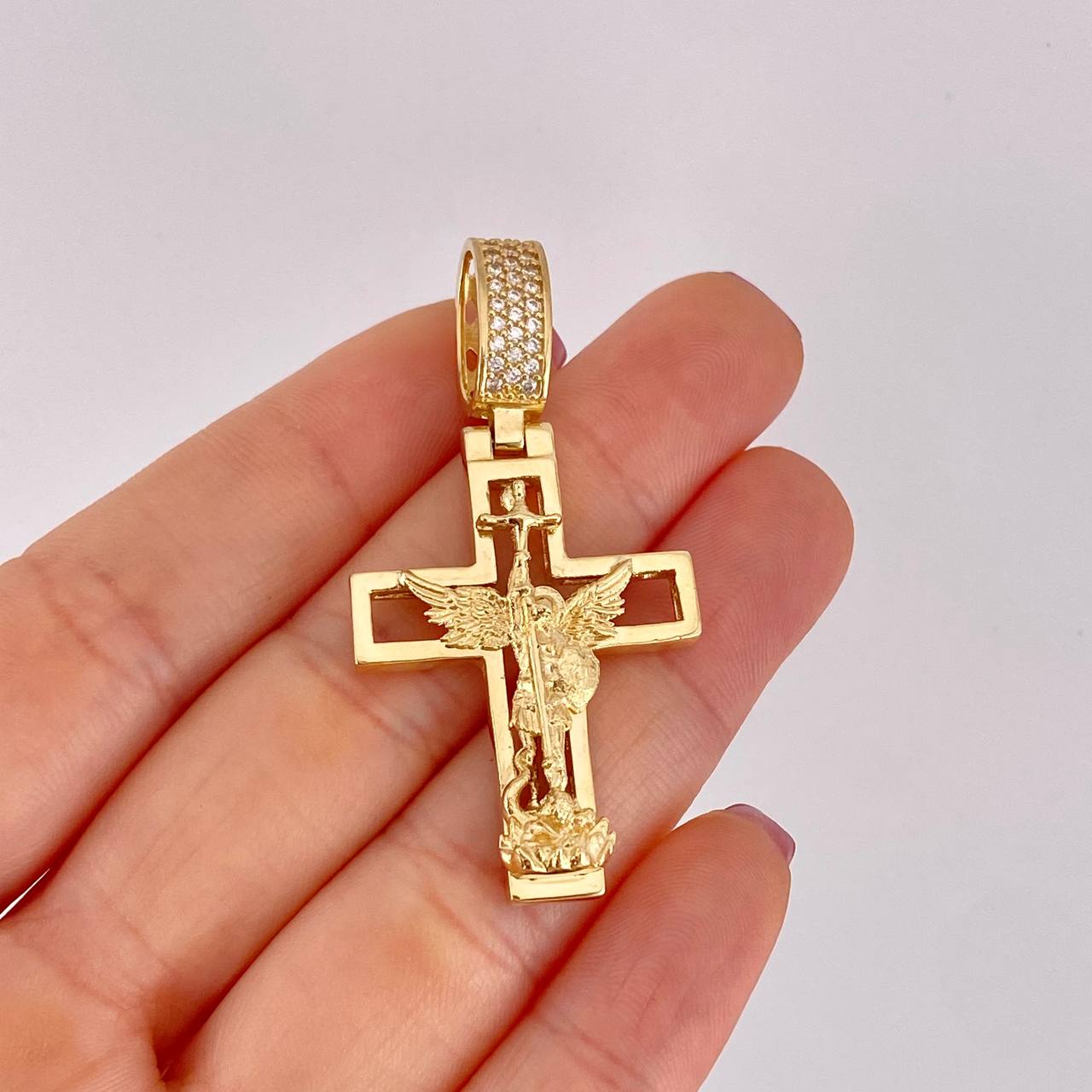 Dije Cruz San Miguel 12.1g / 5.1cm Oro Amarillo 18K