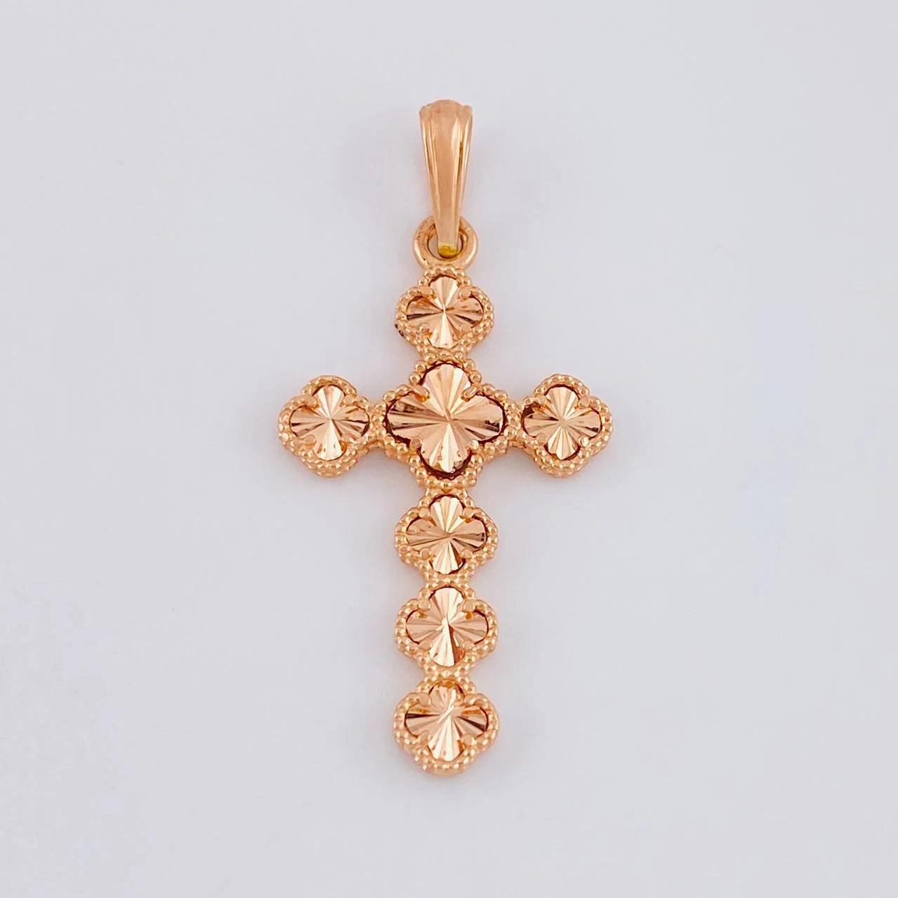 Dije Cruz Trebol 2.75g / 3.8cm Oro Rosa 18K