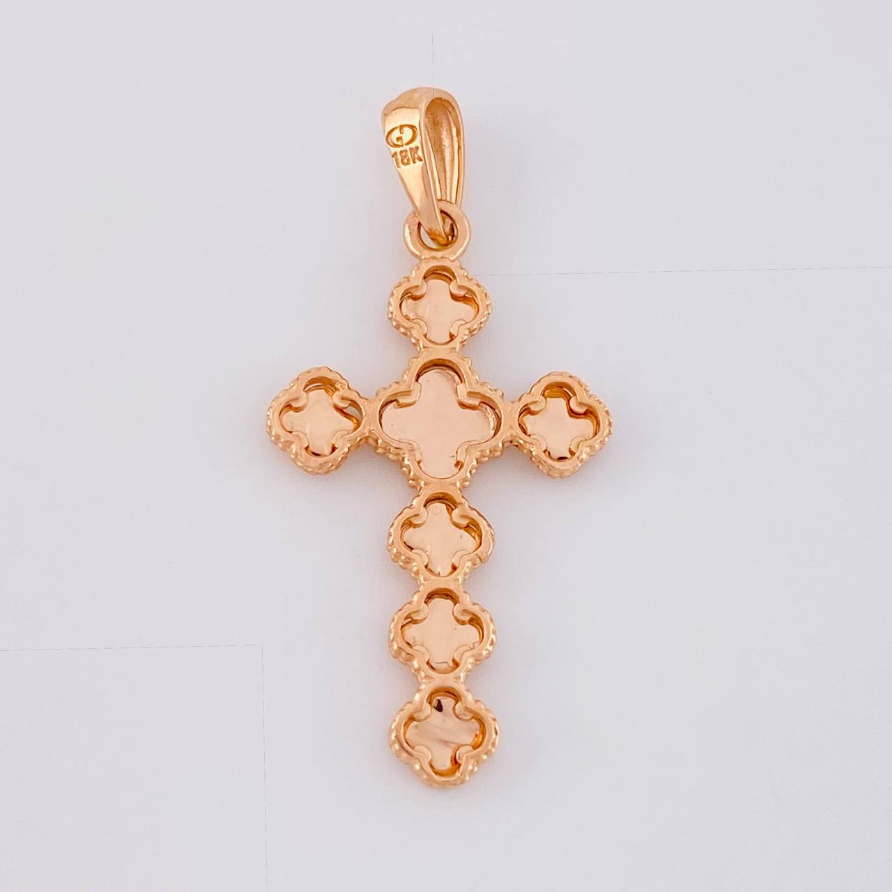 Dije Trebol Diamantado 2.65g / 3.9cm Oro Rosa 18K